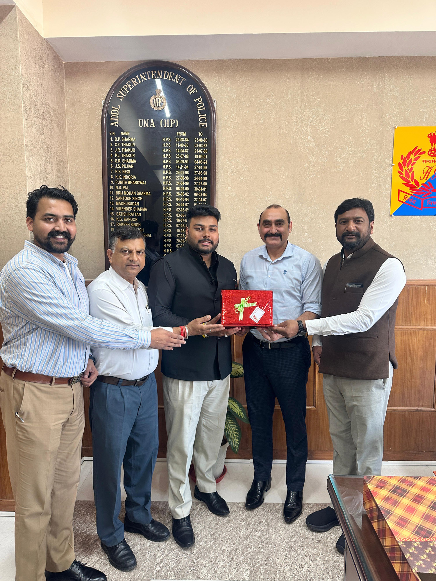 Aman Chauhan won gold medal in Asian Power Lifting Championship, ASP honoured him.